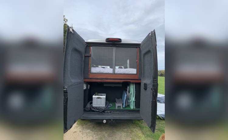 Kamper Deluxe – 3p Stoere Fiat Ducato  camperbus