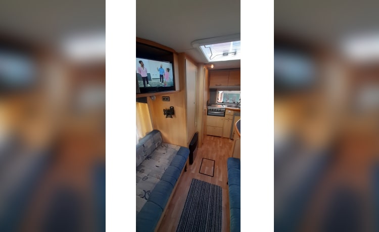 ROXIE – 2 berth Fiat Ducato Ace Motorhome