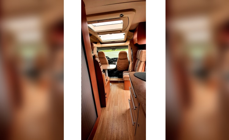 3p Chausson semi-integrated uit 2011