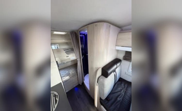 6 posti letto Chausson Londra - Romford