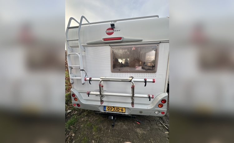 Bürstner camper voor 2 tot 4 personen: klaar voor de perfecte vakantie!