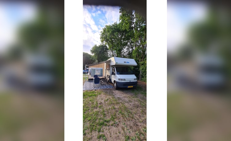 Bel camper familiare, con letto a castello, Fiat Ducato 230 mansarda del 1999