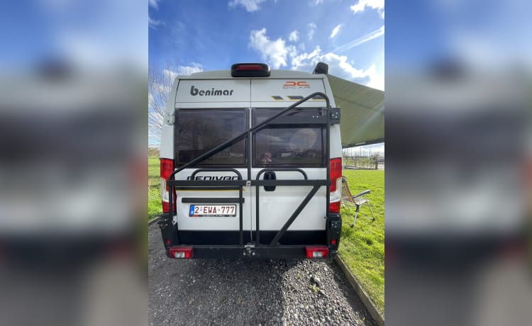 A'Laise – 2 volwassen+(1 kind)campervan 