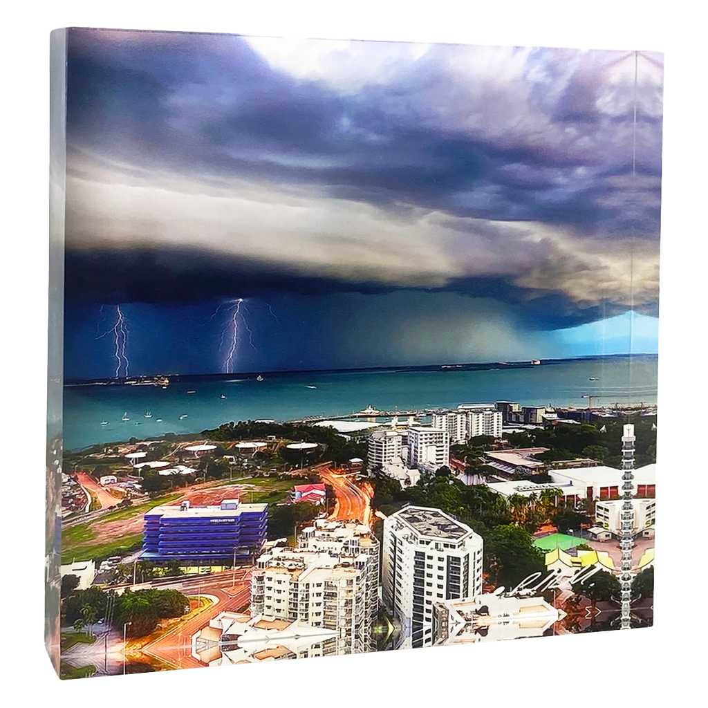 Darwin Lightning