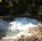 Secluded sand bottom jacuzzi