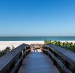 The other side of the walkway to the beach