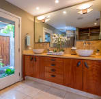 Lots Of Storage, Blow Dryers, S&C. Pack Light!