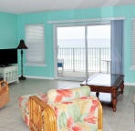 Large living area with Queen sofa sleeper
Cabana Club Unit 305