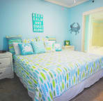 Guest Suite, King Tempurpedic bed