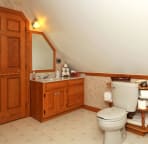 Loft Suite - Bathroom
