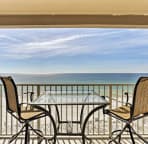 Balcony to eat, talk and enjoy