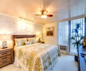 Second bedroom with Queen size bed
