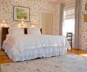 Middle Bedroom #4