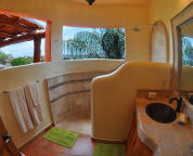 Cuarto Cielo bath