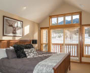 Master Bedroom with King Bed, Ensuite & Private Balcony