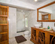 Third Floor ensuite bath