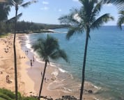 Walk across the street to the beautiful Kamaole Beach II. It's an easy walk to either side to be at Kamaole I and Kamaole III.
