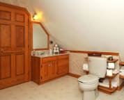 Loft Suite - Bathroom