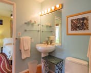 2nd Bathroom