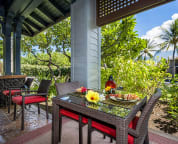 Enjoy breakfast on the lanai.