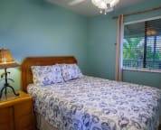 Upper queen bedroom