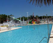 Huge pool - no extra charge