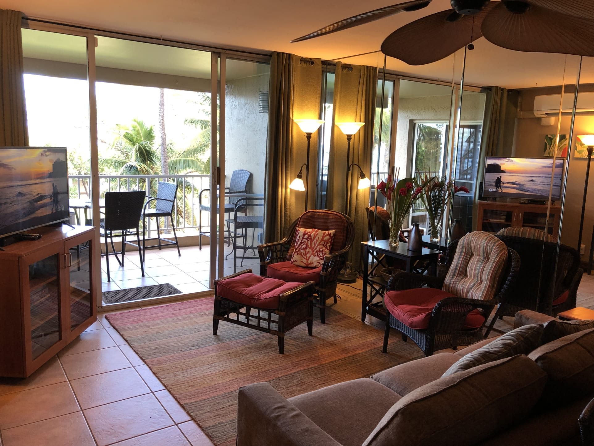 Menehune Shores 304 - Kihei, Hawaii Vacation Rentals - HiChee