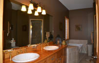 Master bedroom ensuite.