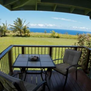 Leeward Apartment Lanai