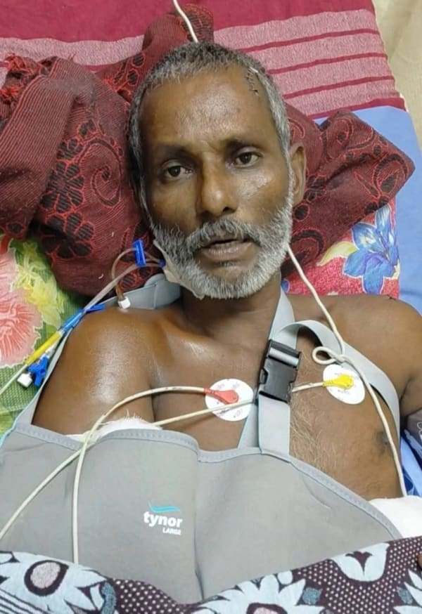 ஆனைமலை அருகே அதிர்ச்சி திமுக கவுன்சிலர் கணவரின் கை அரிவாளால் வெட்டப்பட்டது