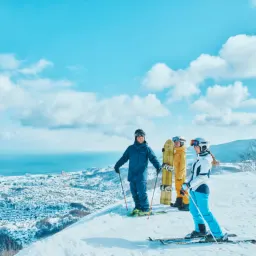 OMO5Otaru-ski_dofzii.webp