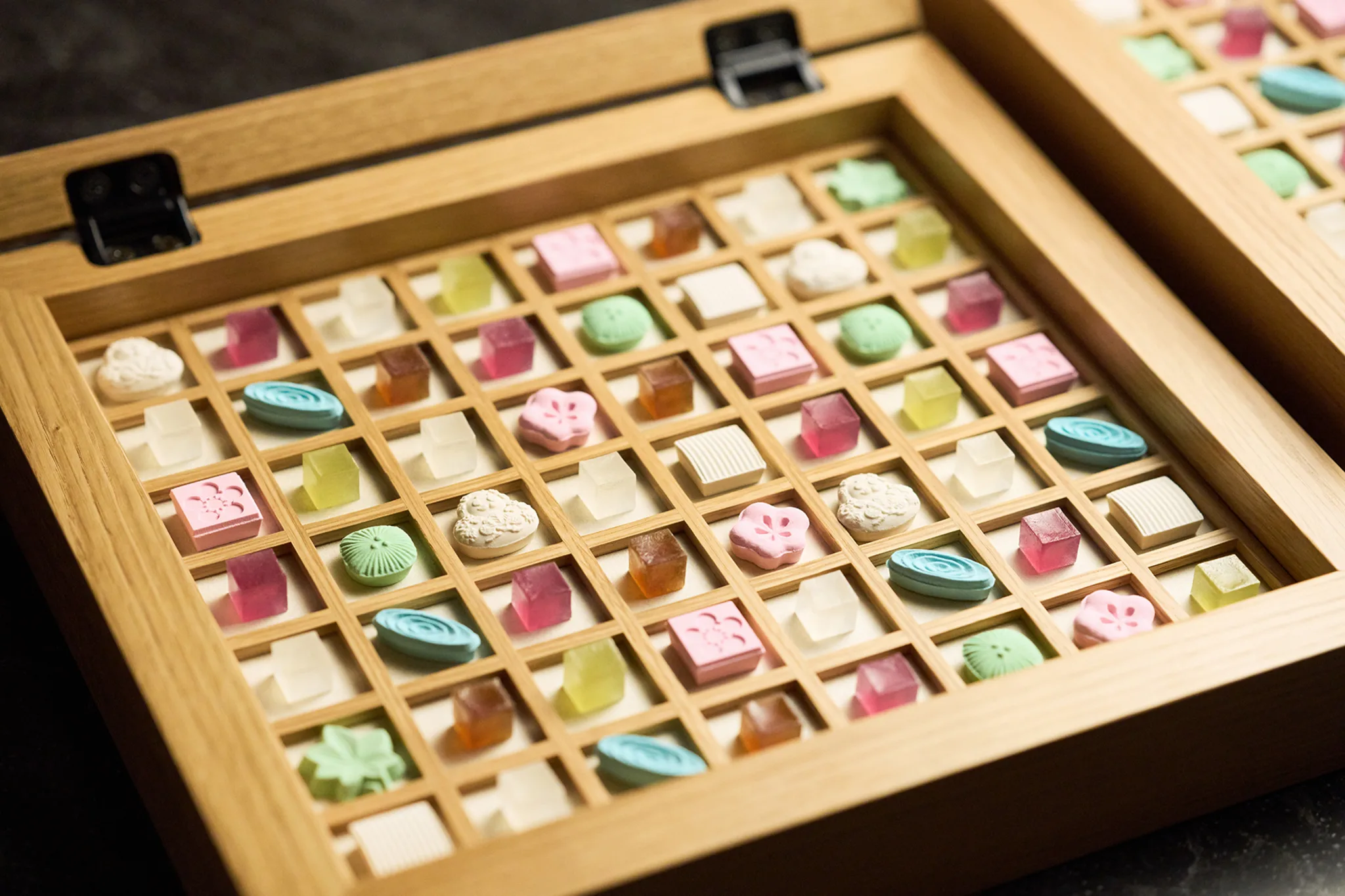 OMO5金沢片町_茶菓子_hr7ka7.webp