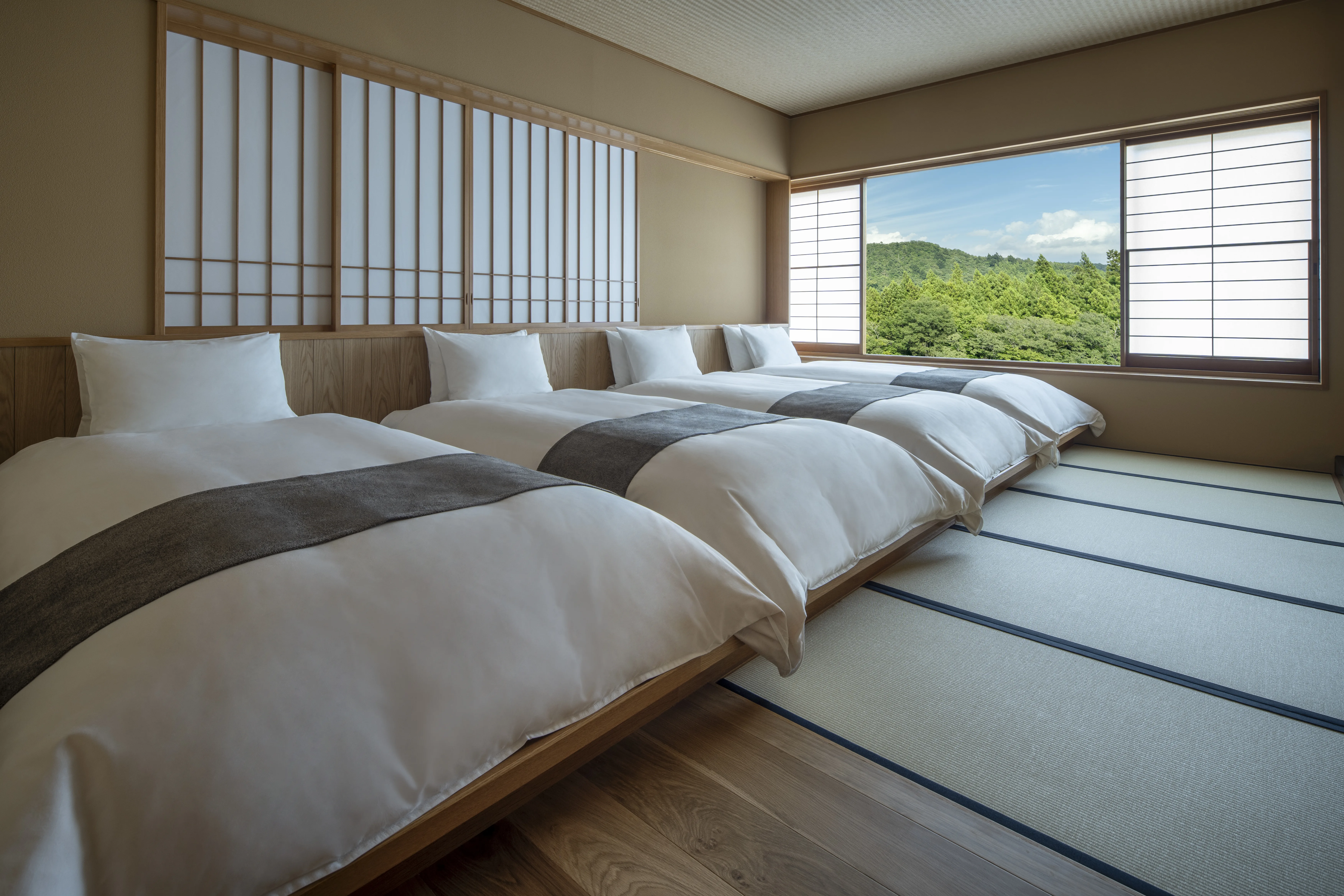 家族で広々過ごせる1室のみの特別室「三日月の間」 - 界 秋保 | 星野