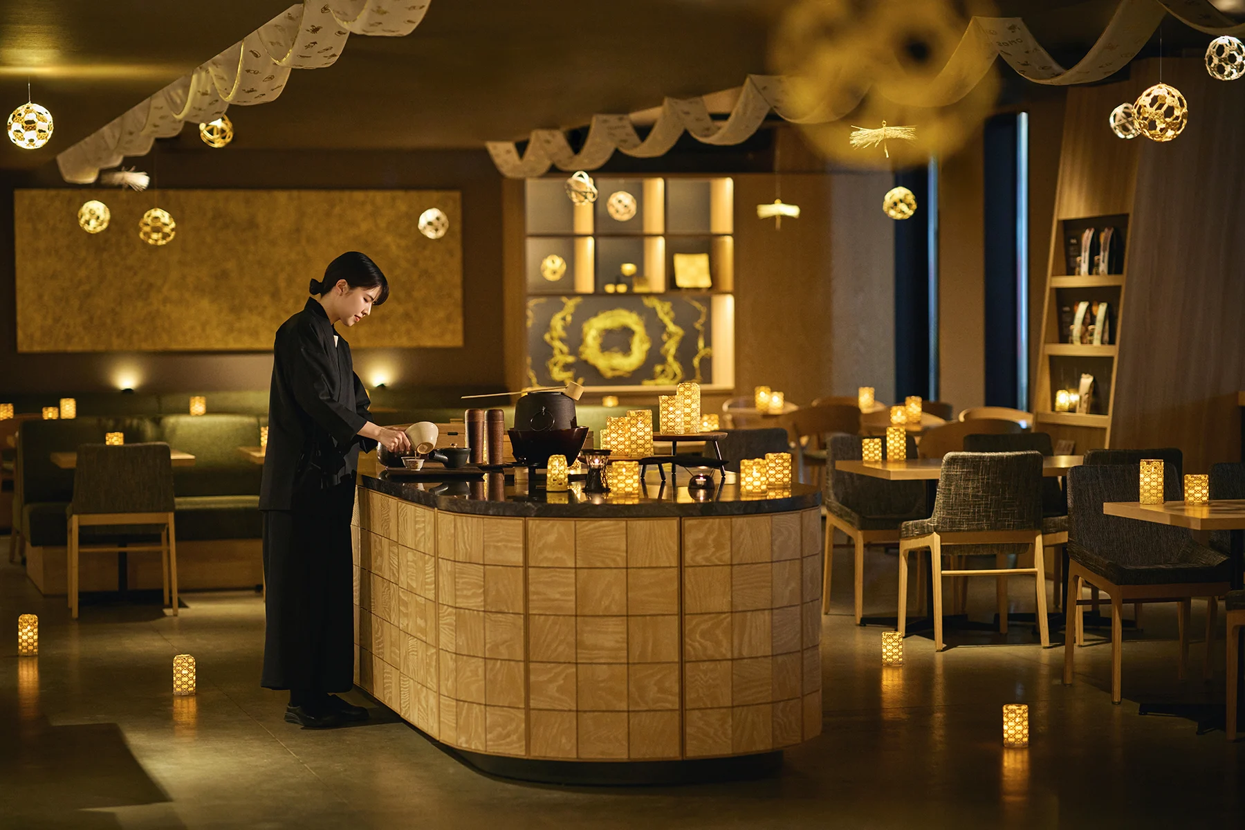 kumakari様ご依頼のお品 大阪・関西万博】きらり、ざらり、艶めく。漆の四技が集結した