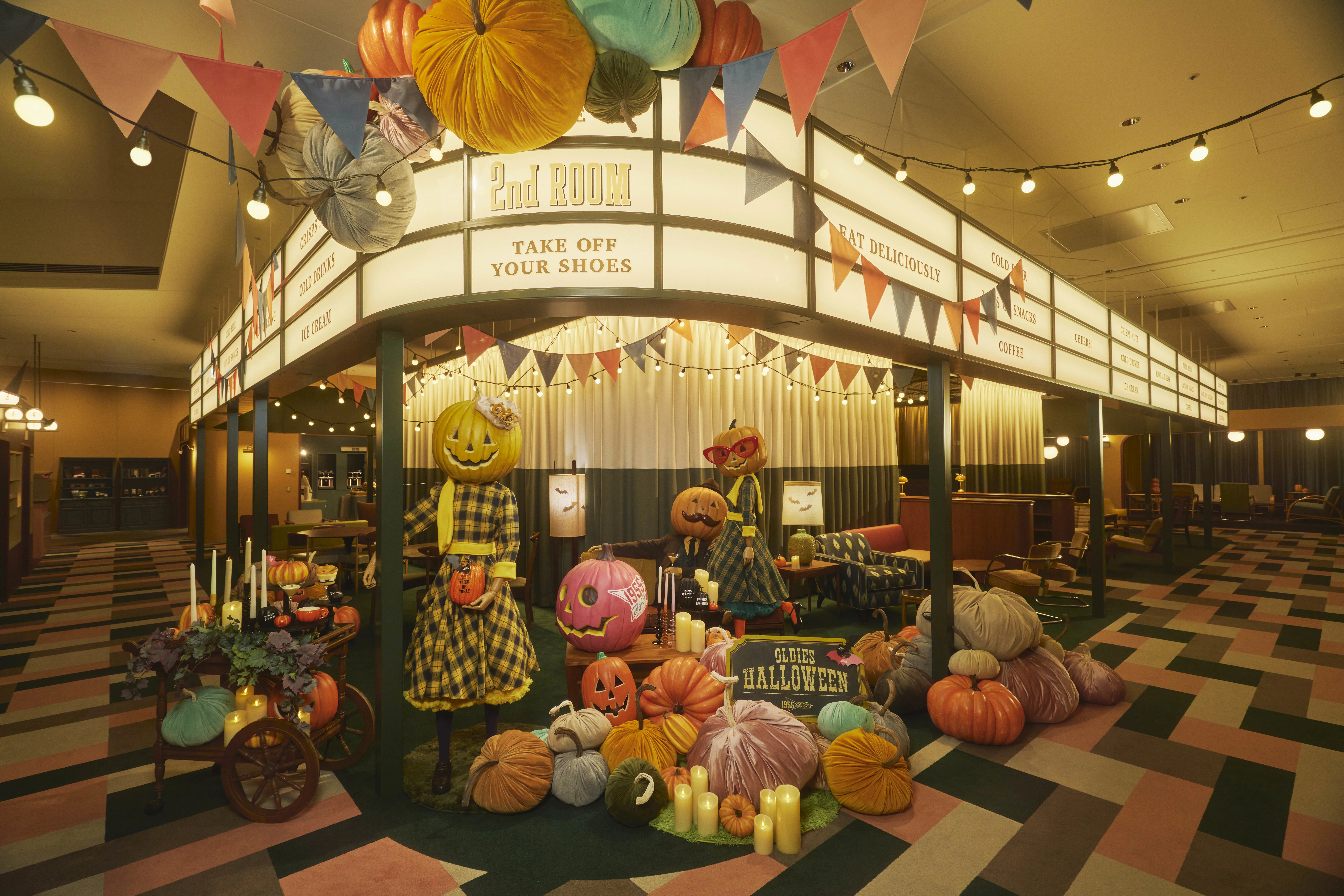 レトロアメリカンな空間で楽しむ「OLDIES HALLOWEEN NIGHT