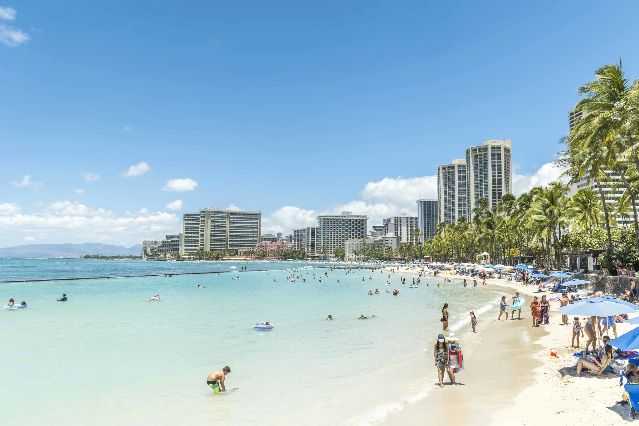 憧れのワイキキビーチを心ゆくまで楽しむ - サーフジャック ハワイ