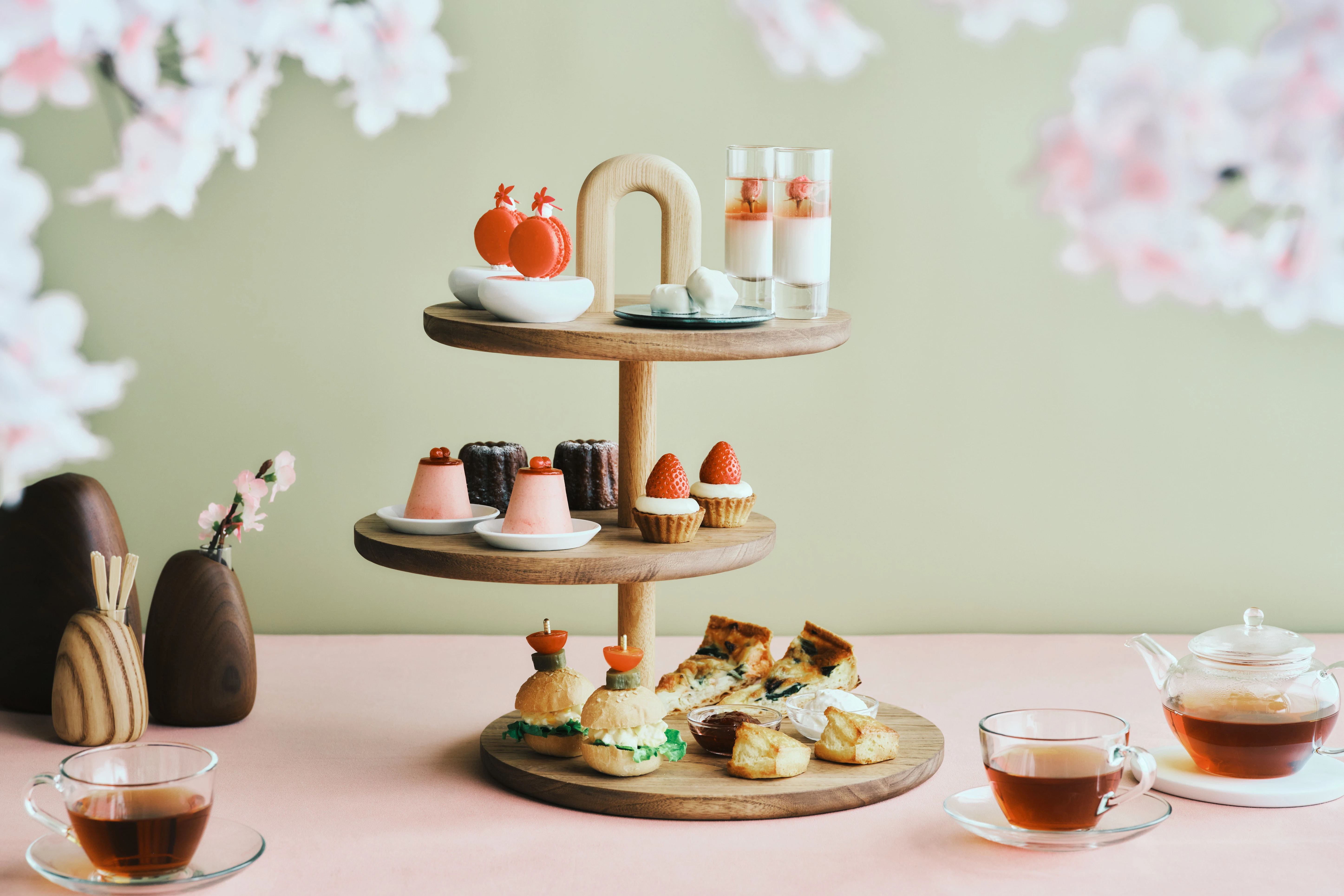 「トムソーヤ」　「happiness」と「love」セット Happiness and Love Audiobook by Zoe Dubno