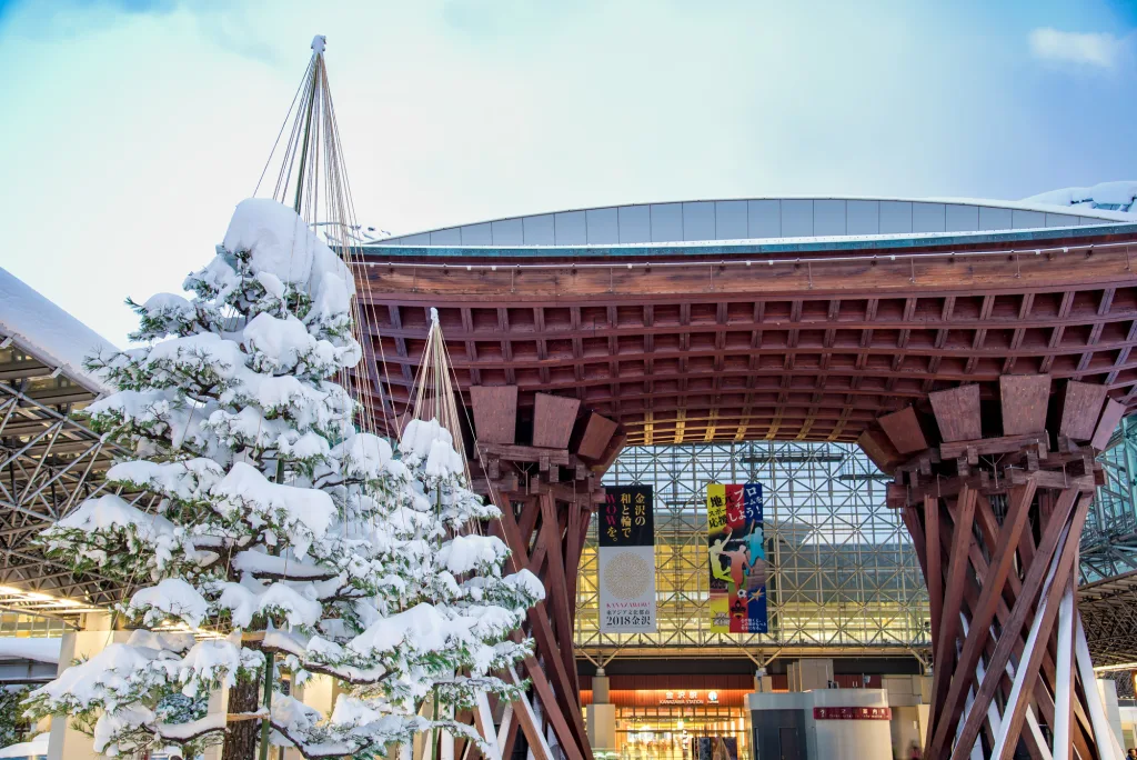 冬の金沢駅_PIXTA購入画像 冬の金沢駅_PIXTA購入画像