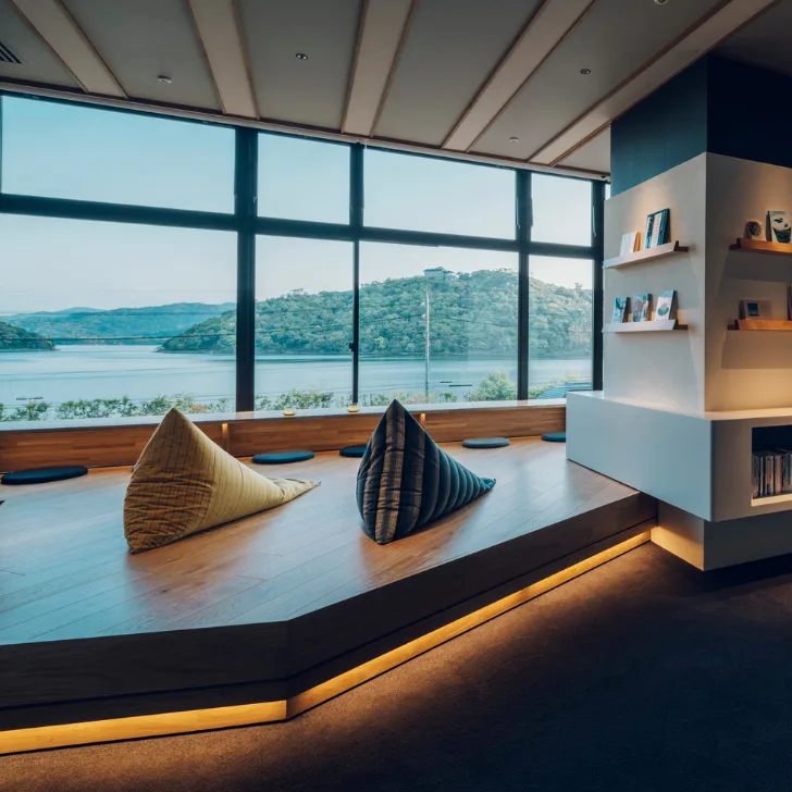 bicharaku_rwdomq.webp?w=3840