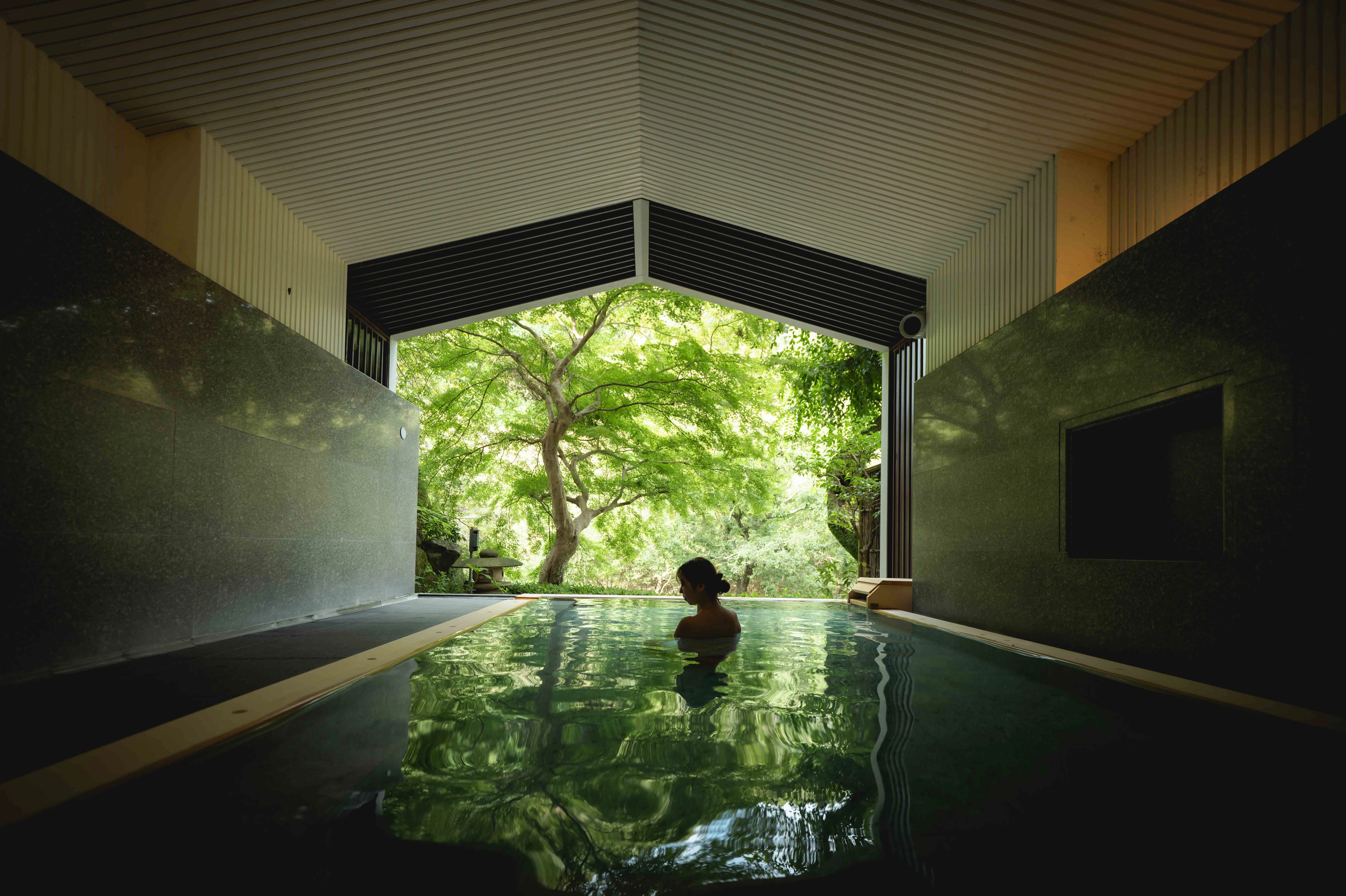 耳を澄ますひとり時間。界 箱根で心をほどく旅。｜トラベラー AYUMIさん