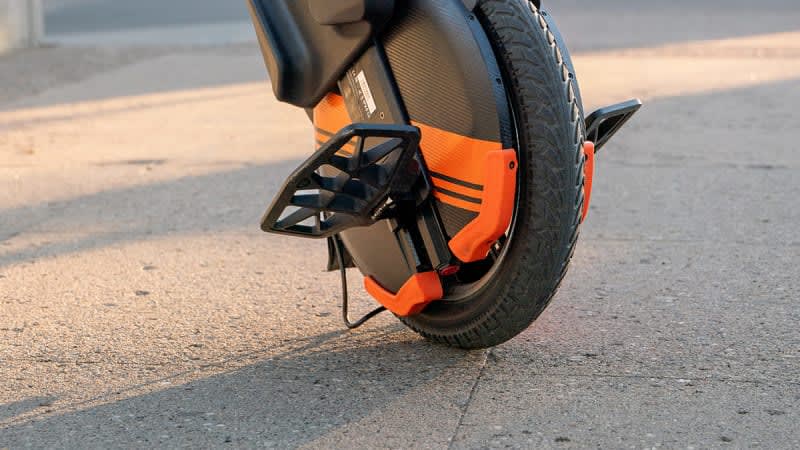 Best Electric Unicycles for Commuting by Budget: Tested Range and Weight