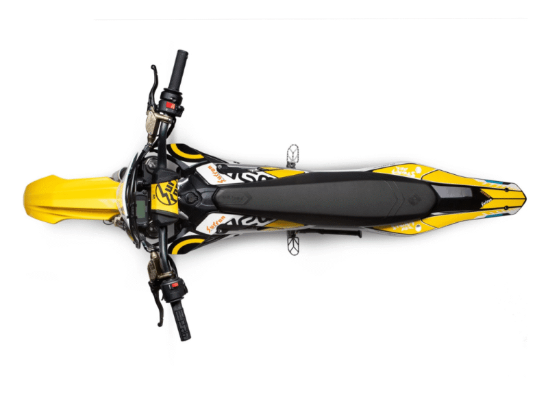 Storm Bee 2026