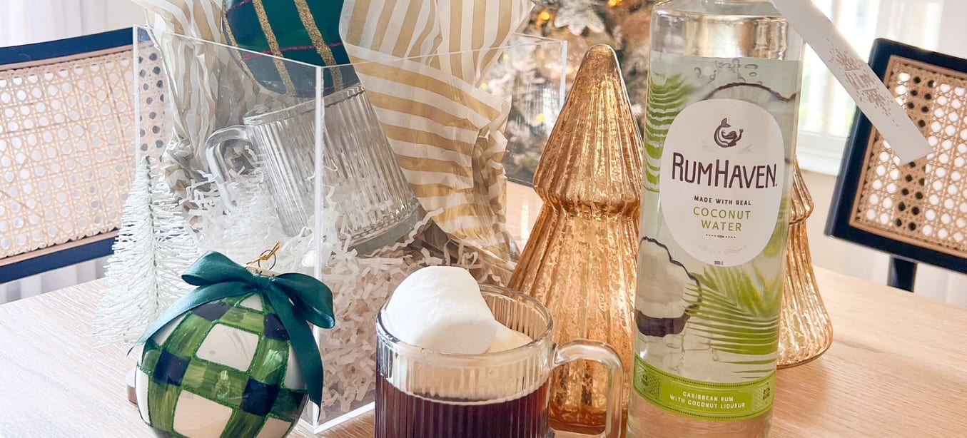 Create a DIY Holiday Cocktail Gift Basket Featured Image