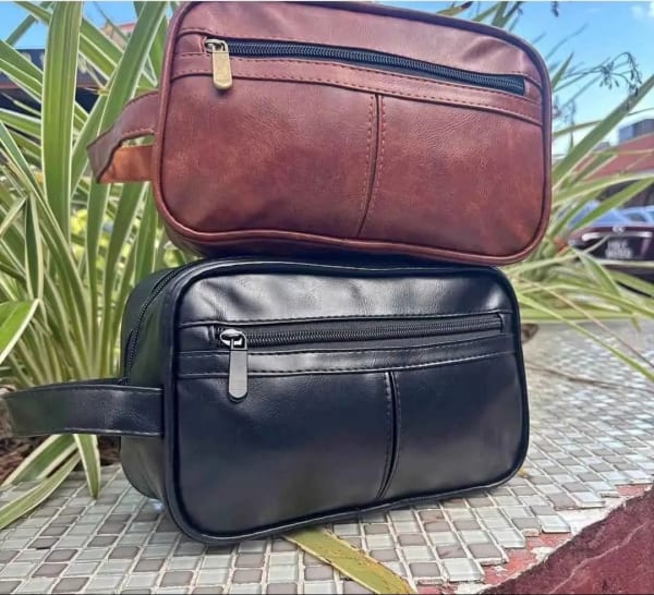 Men's toiletry travel bag