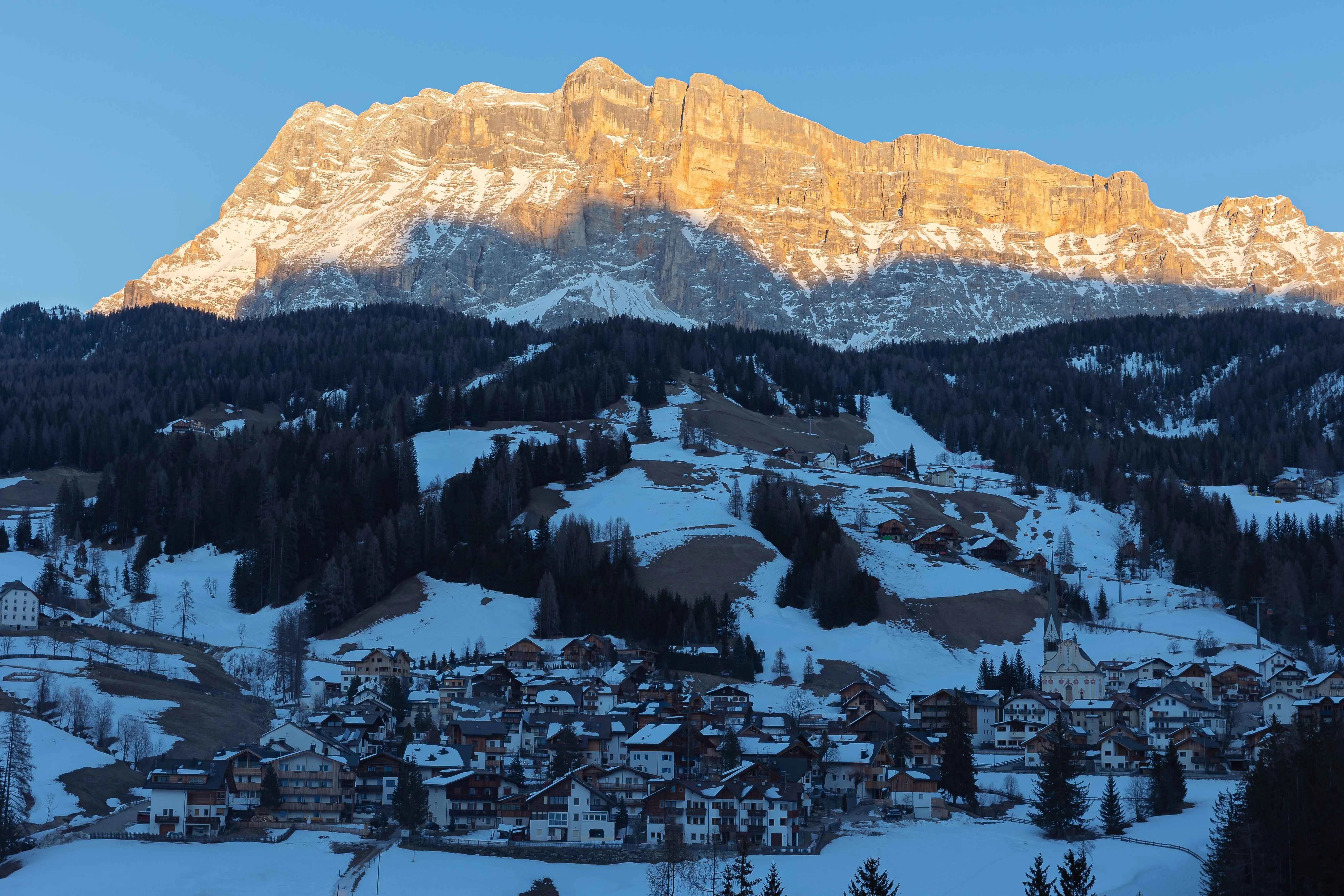 Badia ski resort in Italy with the Cavallo mountain on the background