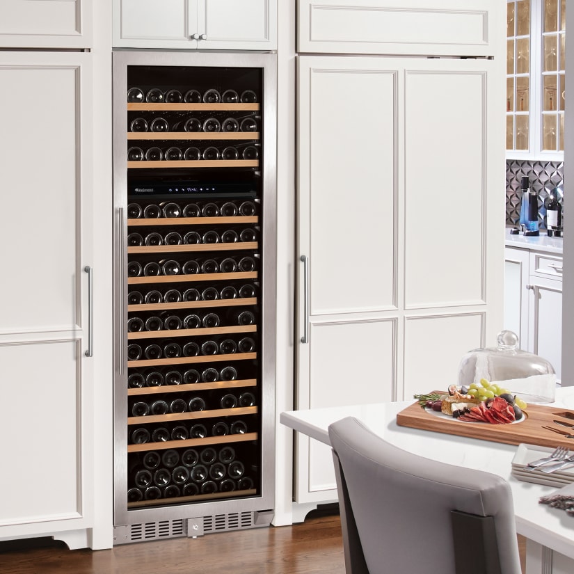 wine様 Amazon.com: Equator 9 Bottle Wine Refrigerator with 7-Color