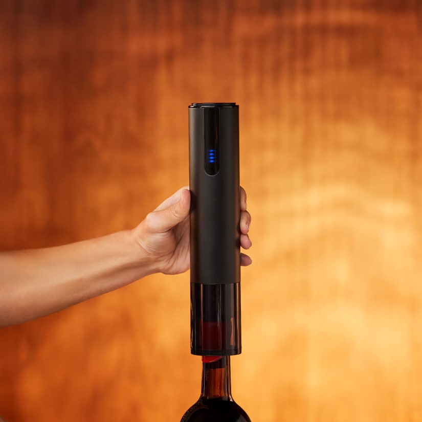 Wine Enthusiast Electric Blue 1 Automatic Black Wine Opener & Preserver Set