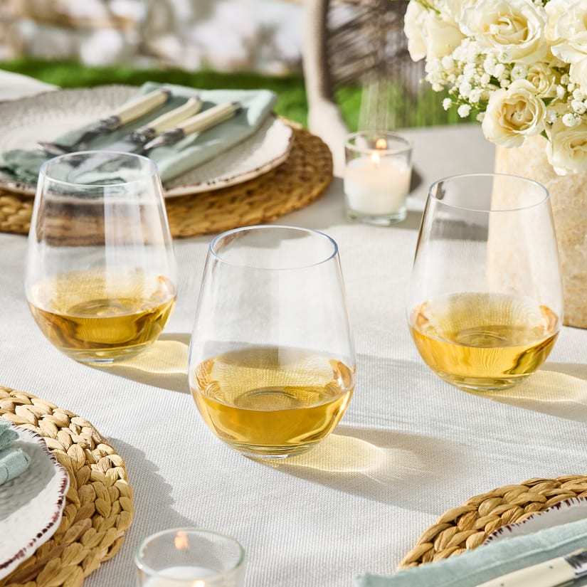 Brilliance! Shatterproof Outdoor Wine Glasses