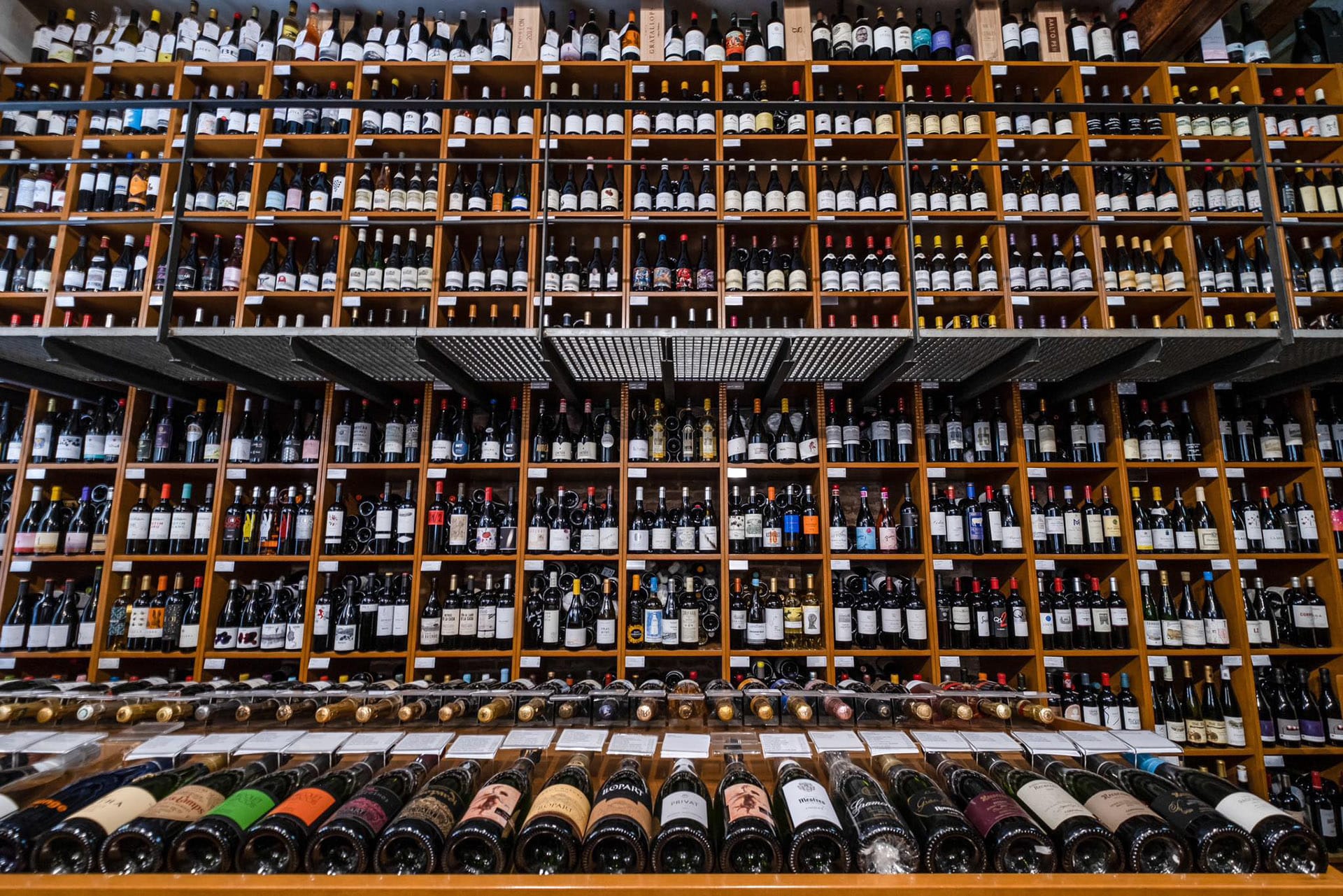 10 of the Most Iconic Wine Shops Around the World