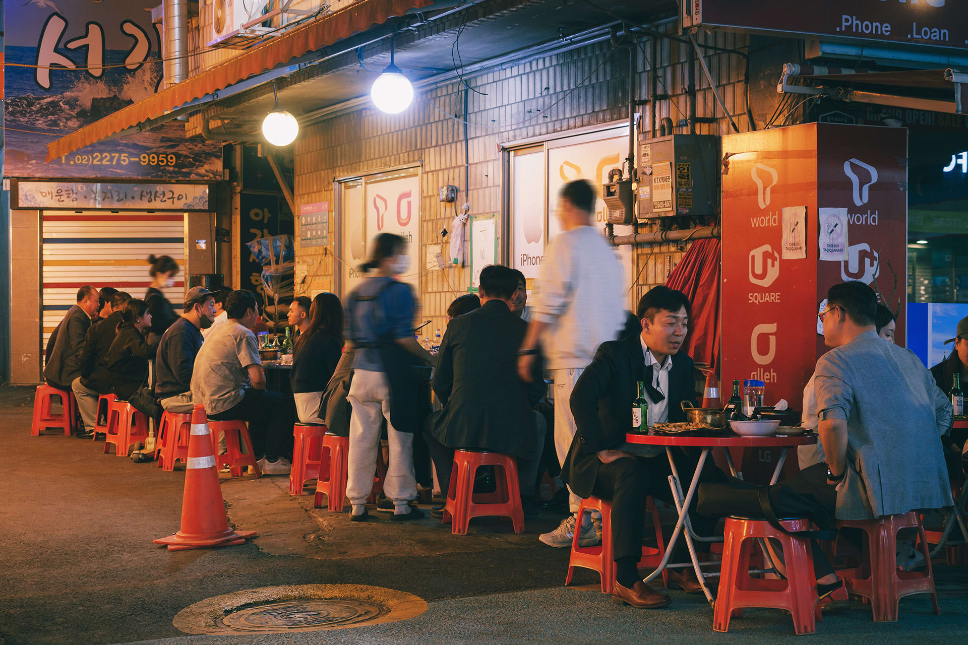 Everywhere to Drink, Eat, and Stay in Seoul, According to Locals